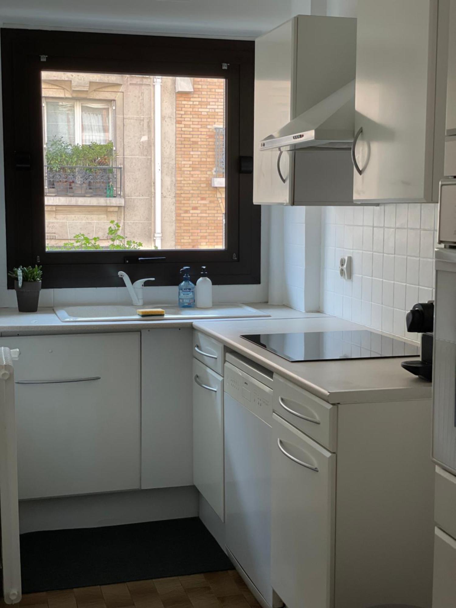 Cozy Flat The Parisian Stopover Apartment